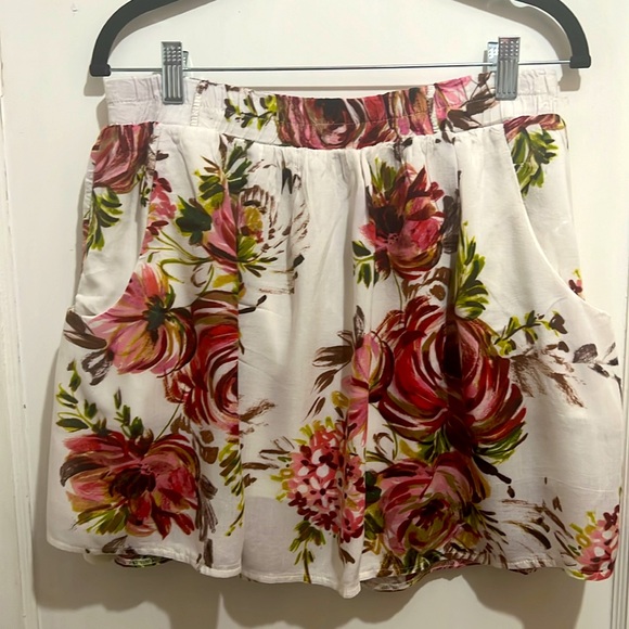 Free Shipping! Vintage Floral Mini Skirt by Wet Seal with pockets! Women's Large - Picture 4 of 8